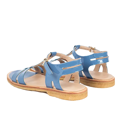 Angulus sandal