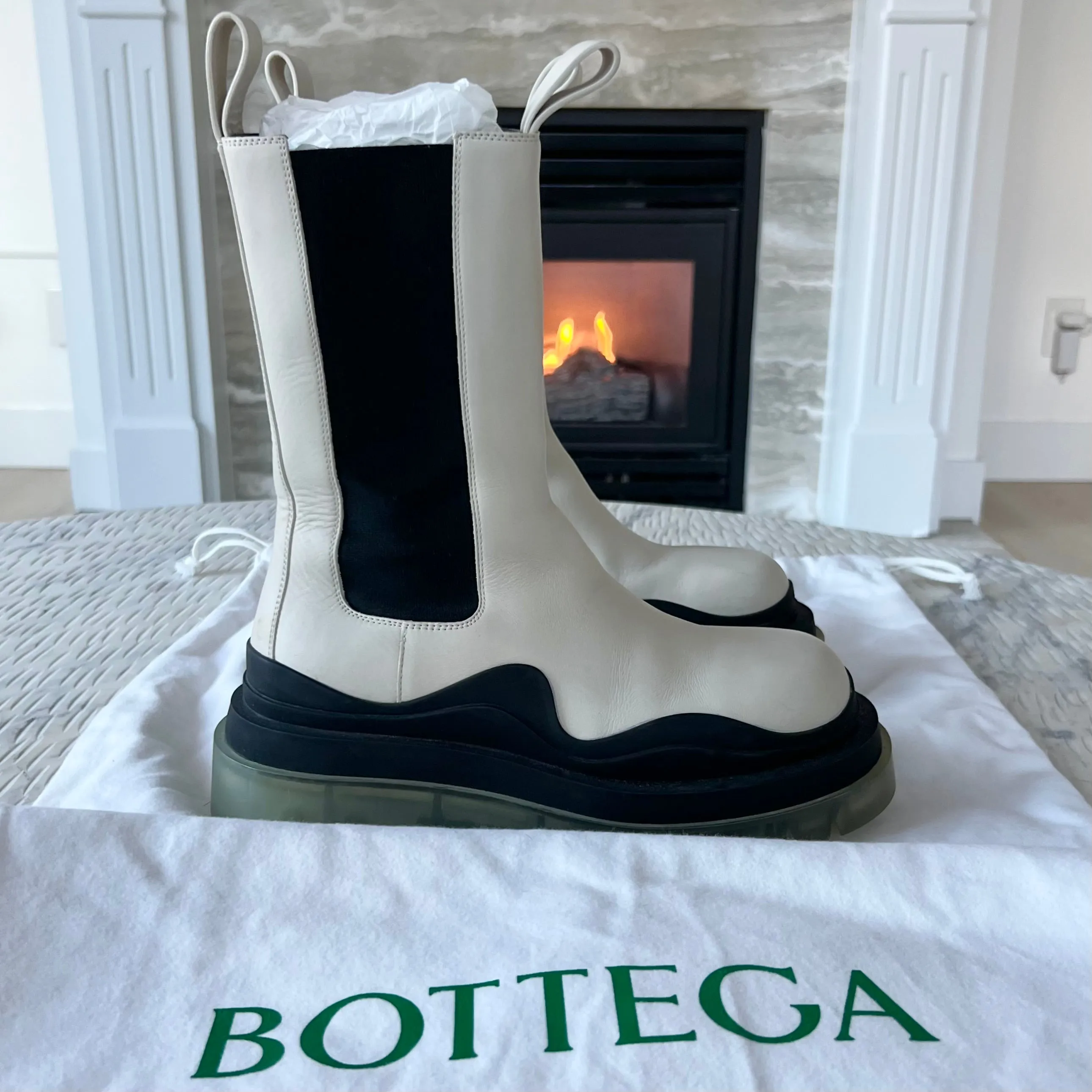 BOTTEGA VENETA CHELSEA BOOTS