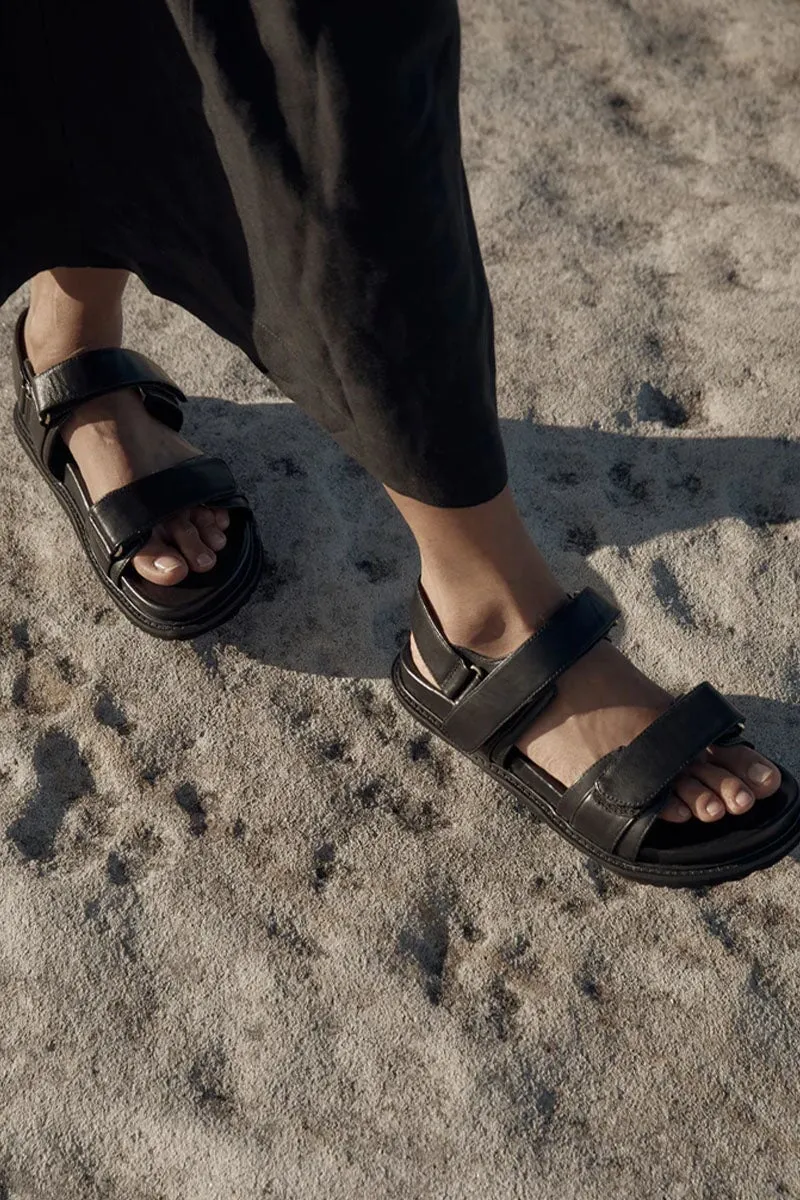 ISLA SANDAL-BLACK